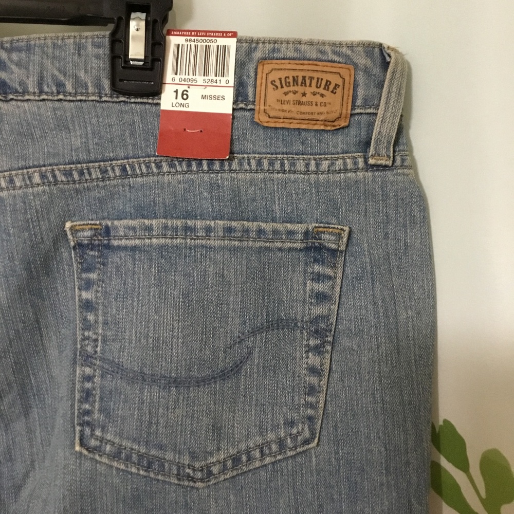 SIGNATURE BY LEVI STRAUSS & CO PANTS BLUE JEAN LOW RISE BOOTCUT 16 LONG NWT